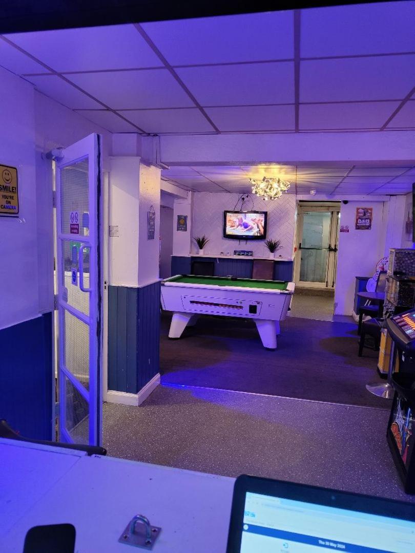 בלקפול The Merlin Hotel מראה חיצוני תמונה