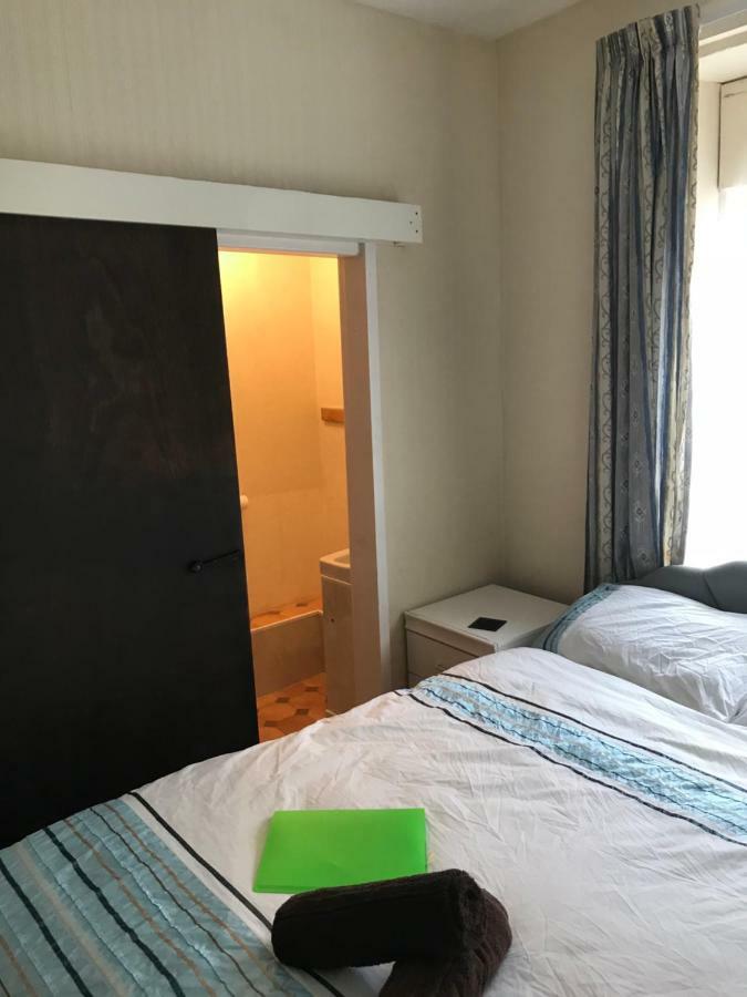 בלקפול The Merlin Hotel מראה חיצוני תמונה